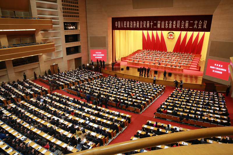 山东省政协十二届二次会议开幕 教育等社会建设方面提案最受关注