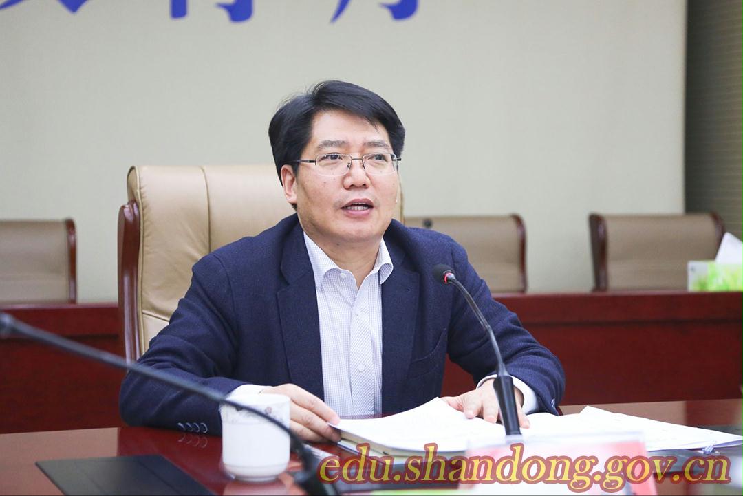 新一届全省高校思政课教学指导委员会成立