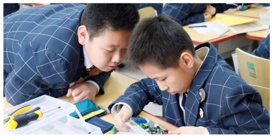济南高新区9所学校入选全省首批人工智能教育试点学校